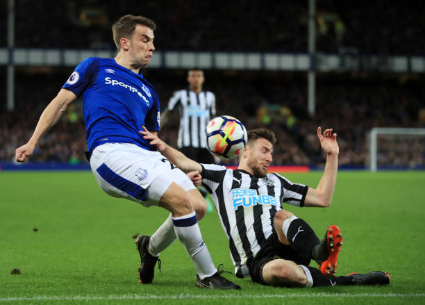 令人瞩目 令人瞩目